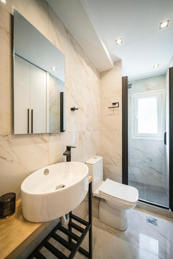 Ares Appartement Thessaloniki Buitenkant foto